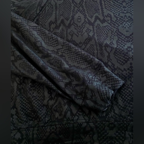 Terez Foil Crew Neck Sweatshirt | size: XS - Picture 12 of 17